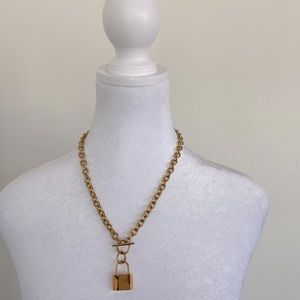 Ellie Vail: Gold Padlock Necklace